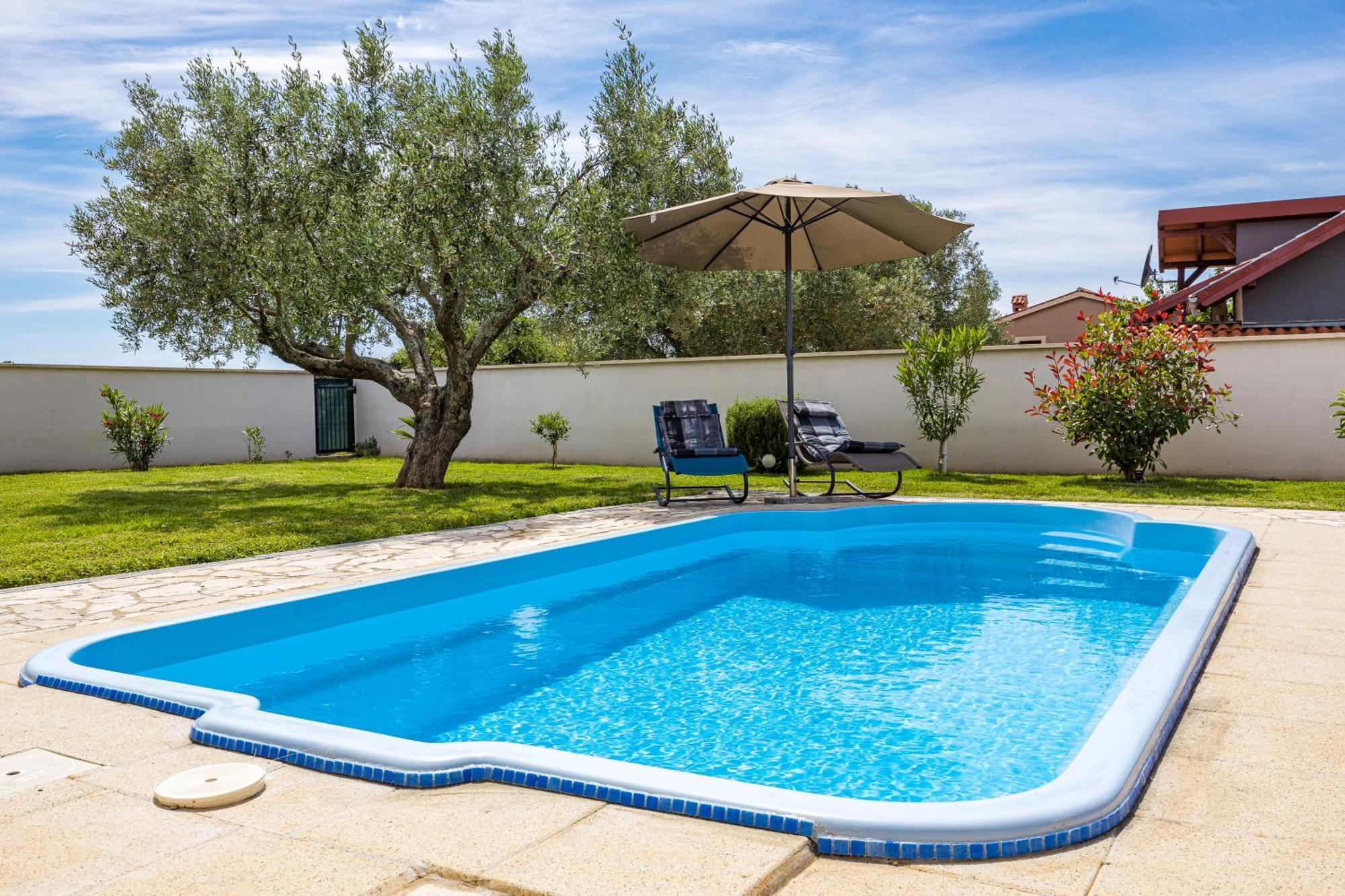Villa Sunny Olive Peroj Buitenkant foto