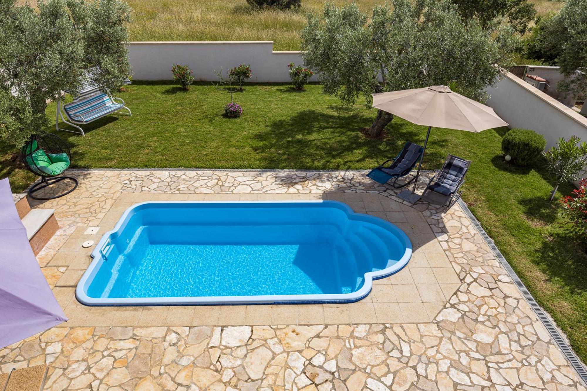 Villa Sunny Olive Peroj Buitenkant foto